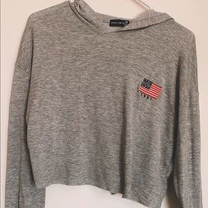 Cropped forever 21 American flag lightweight pullover